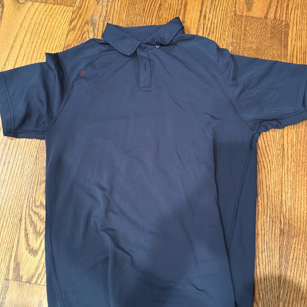 Rhône polo size small